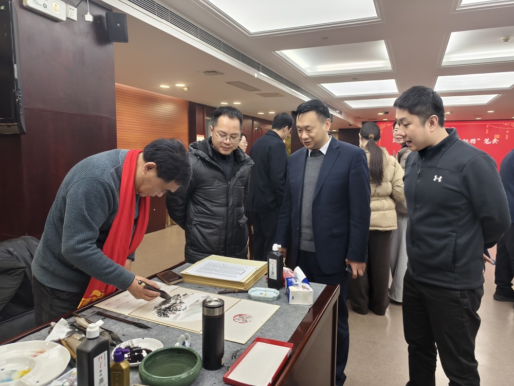 俄罗斯专享会294官网控股进行2026年迎新春书画互换笔会暨送春联活动